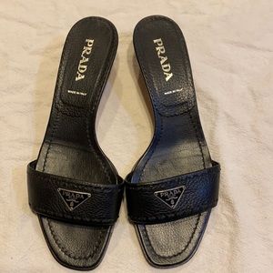Black Prada vintage kitten heels with logo